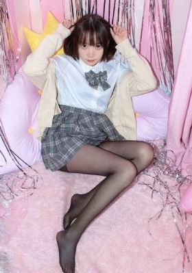 粉嫩极品美女一级a片_HD高清电影在线