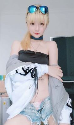 欧美背部纹身图案男_HD免费全集观看