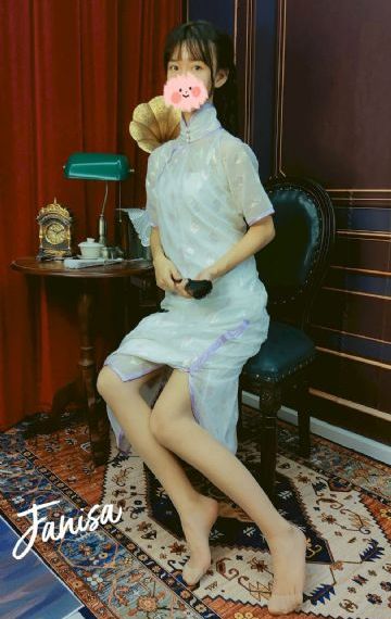 国产卡1卡2卡3绿巨人_全集高清在线观看