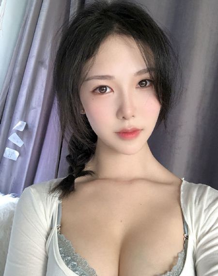 亚洲人妻精品视频_日本成人在线