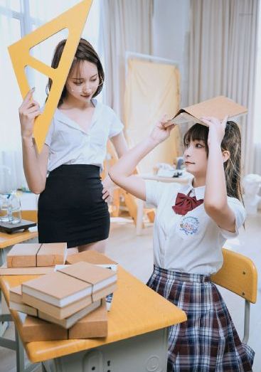 日韩台高清美女美腿丝袜图_4K高清完整版