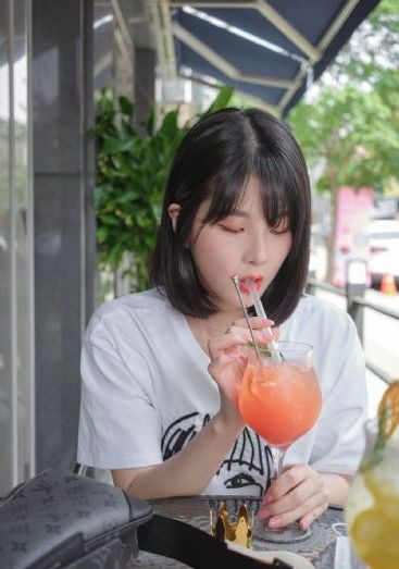 亚洲国产碰碰碰_超清免费电视剧
