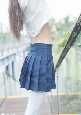 粉嫩粉嫩学生av在线播放观看_电影网在线观看