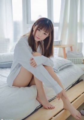 国产丰满白嫩大波美女_BD完整在线观看