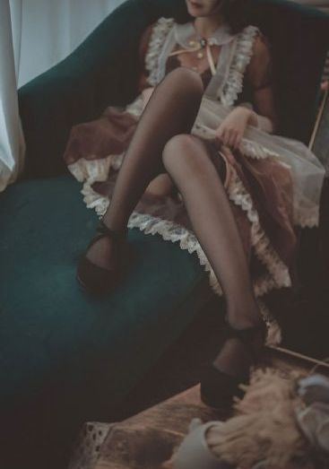 欧美美女日b_1080P在线观看