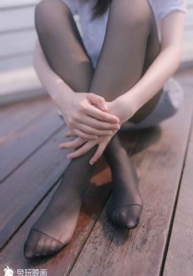 欧美黑妞试穿衣服_1080P在线手机播放