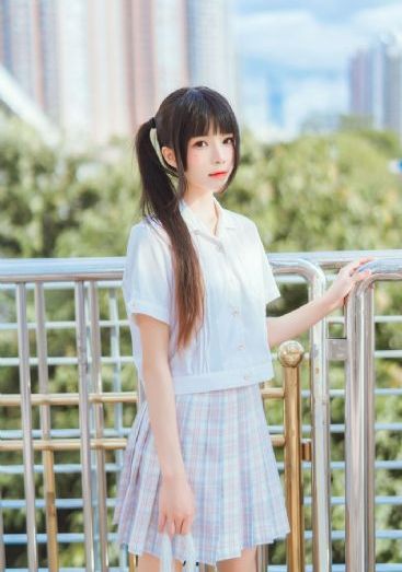 久久精品视频在这里12_BD国语免费在线观看