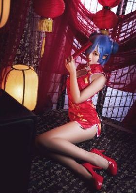 亚洲欧美日韩中文字幕久久_十万网红美女美酱